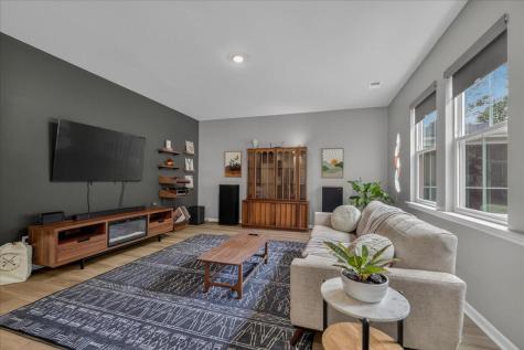 63 Red Bluff Street Summerville SC 29483