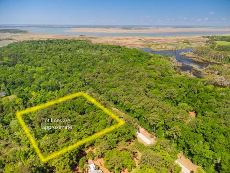 8609 Raccoon Island Road Edisto Island SC 29438