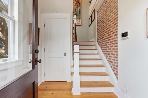 64 Lenwood Boulevard Charleston SC 29401