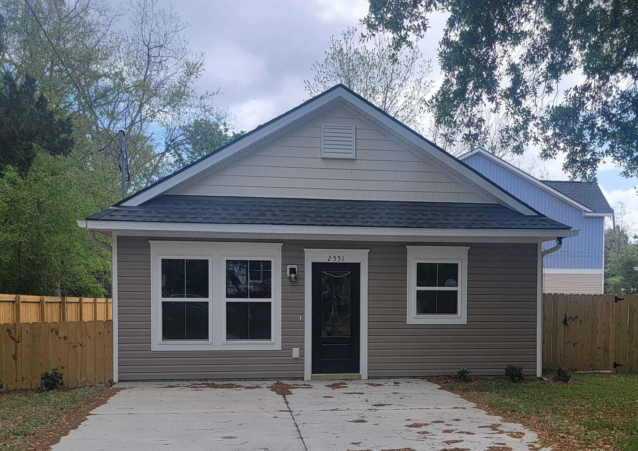 2551 Taylor Street North Charleston SC 29406