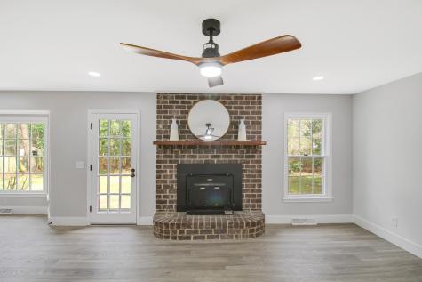 305 Mayfield Street Summerville SC 29485