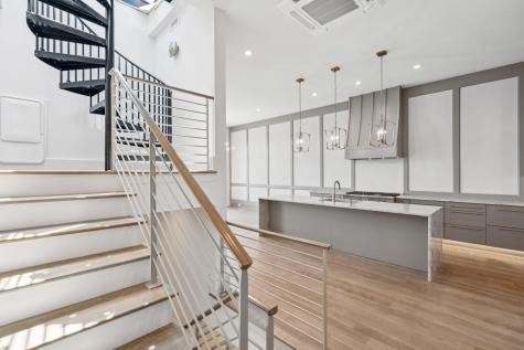 4 Exchange Street Charleston SC 29401