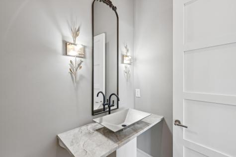 4 Exchange Street Charleston SC 29401