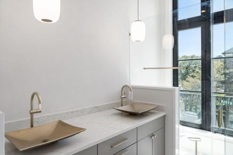 4 Exchange Street Charleston SC 29401