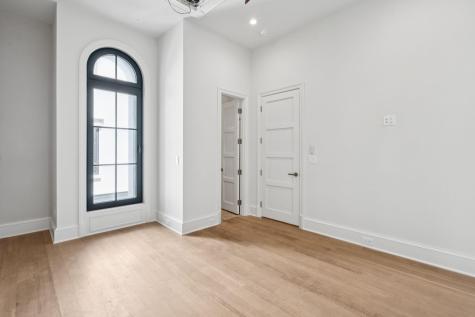 4 Exchange Street Charleston SC 29401