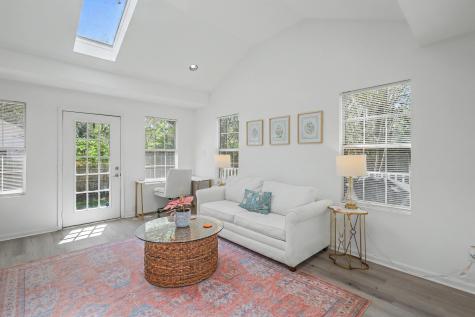 737 Canary Drive Charleston SC 29414