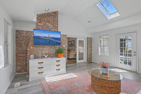 737 Canary Drive Charleston SC 29414