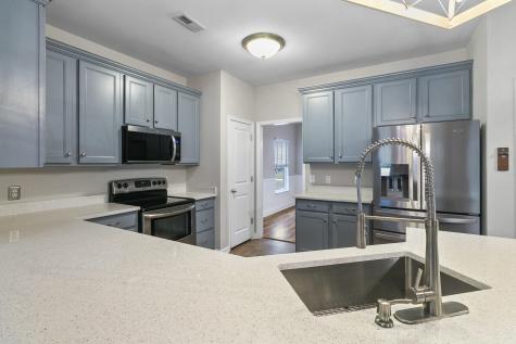 7492 Northgate Drive Hanahan SC 29410