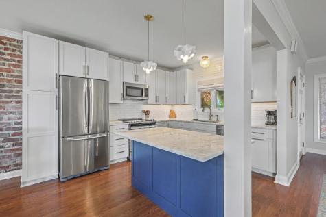 220 3rd Avenue Charleston SC 29403