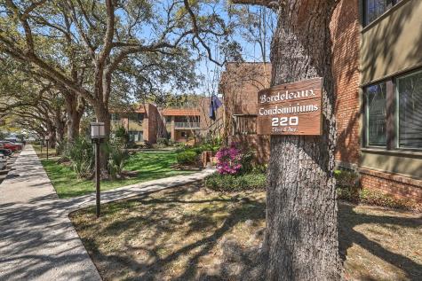 220 3rd Avenue Charleston SC 29403