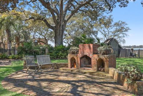 220 3rd Avenue Charleston SC 29403