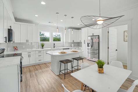 2016 Comstock Avenue North Charleston SC 29405