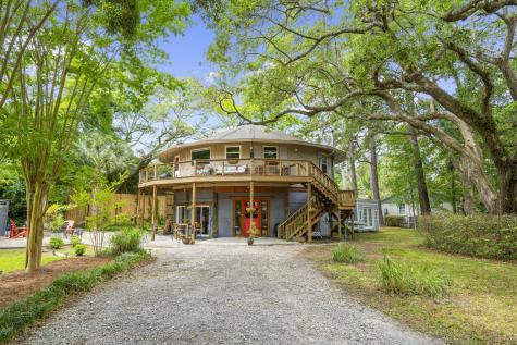 2069 Saint James Drive Charleston SC 29412