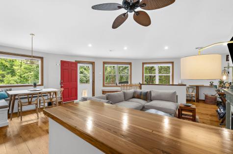 2069 Saint James Drive Charleston SC 29412