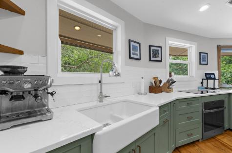 2069 Saint James Drive Charleston SC 29412