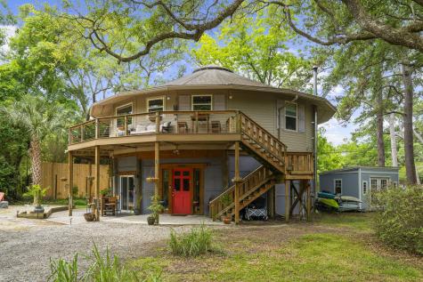 2069 Saint James Drive Charleston SC 29412
