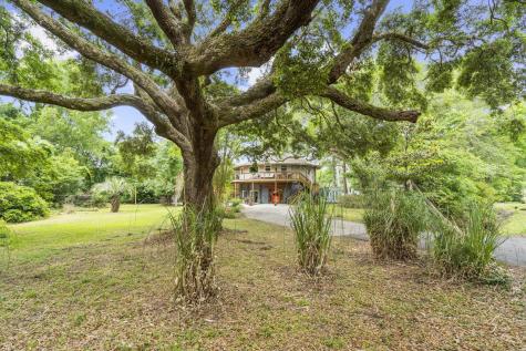 2069 Saint James Drive Charleston SC 29412