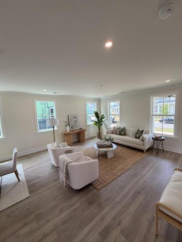 709 Rumbling Leaf Lane Summerville SC 29486
