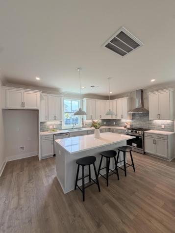 709 Rumbling Leaf Lane Summerville SC 29486