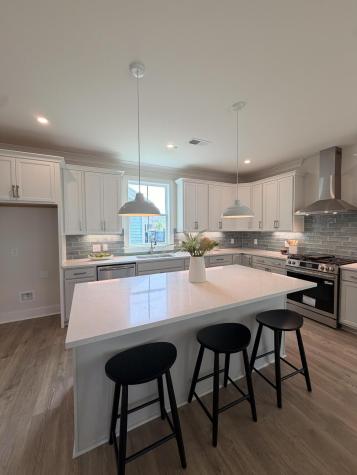 709 Rumbling Leaf Lane Summerville SC 29486