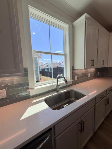 709 Rumbling Leaf Lane Summerville SC 29486