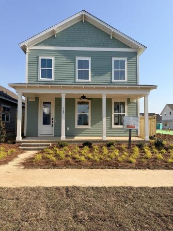 709 Rumbling Leaf Lane Summerville SC 29486