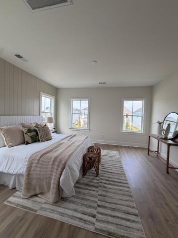 709 Rumbling Leaf Lane Summerville SC 29486