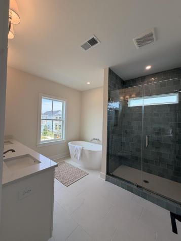 709 Rumbling Leaf Lane Summerville SC 29486