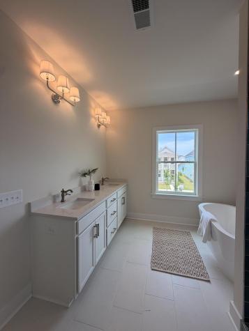 709 Rumbling Leaf Lane Summerville SC 29486