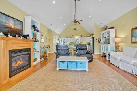 7 Gun Bluff Road Edisto Island SC 29438