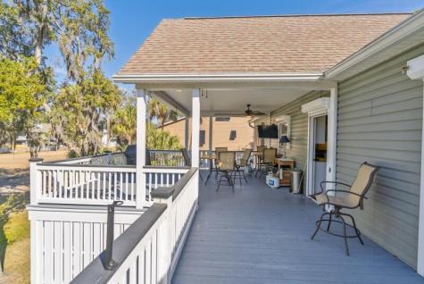 7 Gun Bluff Road Edisto Island SC 29438