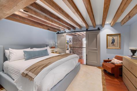 3 Queen Street Charleston SC 29401