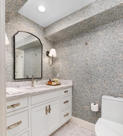 3 Queen Street Charleston SC 29401