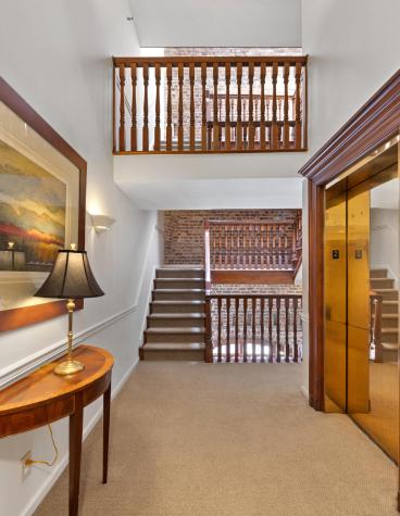 3 Queen Street Charleston SC 29401