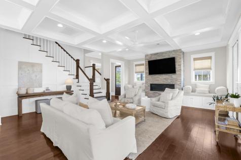 1635 Pierce Street Charleston SC 29492