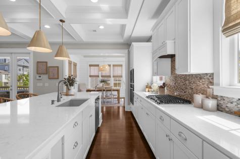 1635 Pierce Street Charleston SC 29492