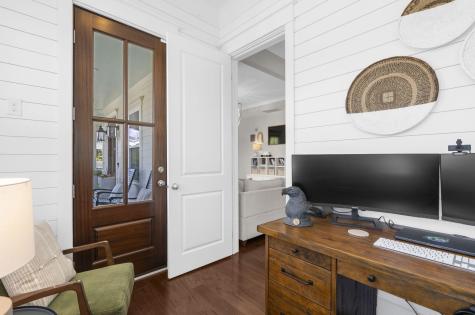 1635 Pierce Street Charleston SC 29492