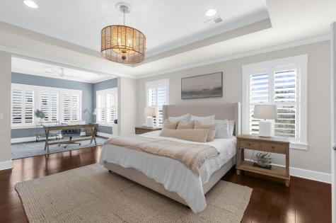 1635 Pierce Street Charleston SC 29492