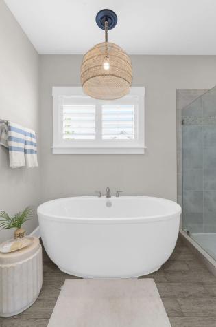 1635 Pierce Street Charleston SC 29492
