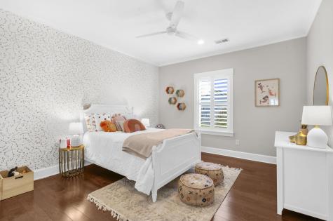 1635 Pierce Street Charleston SC 29492
