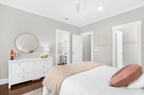 1635 Pierce Street Charleston SC 29492