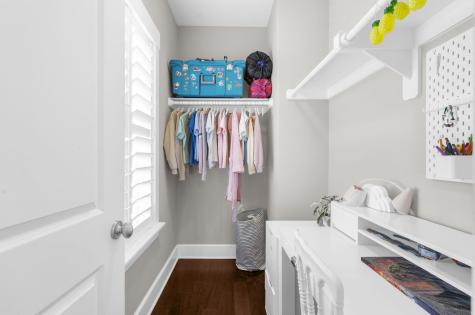 1635 Pierce Street Charleston SC 29492
