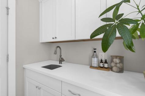 1635 Pierce Street Charleston SC 29492