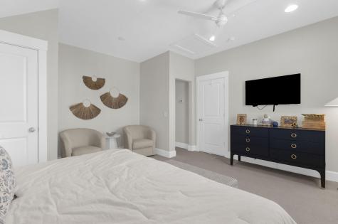 1635 Pierce Street Charleston SC 29492