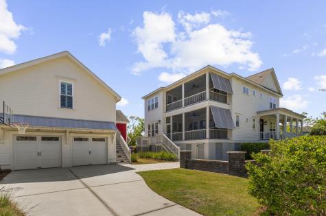 1635 Pierce Street Charleston SC 29492