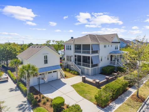 1635 Pierce Street Charleston SC 29492