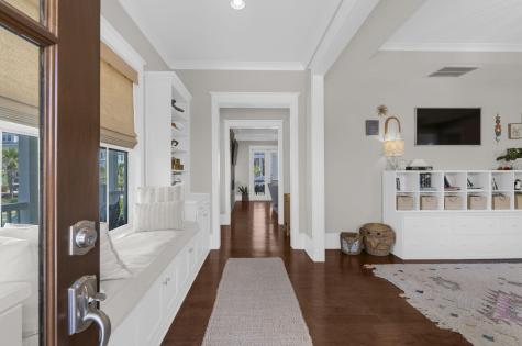 1635 Pierce Street Charleston SC 29492