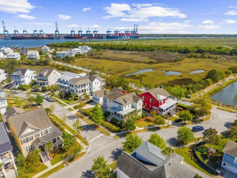 1635 Pierce Street Charleston SC 29492