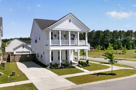 202 Narrowleaf Avenue Summerville SC 29485