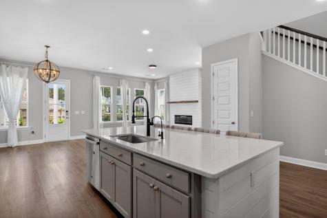 202 Narrowleaf Avenue Summerville SC 29485